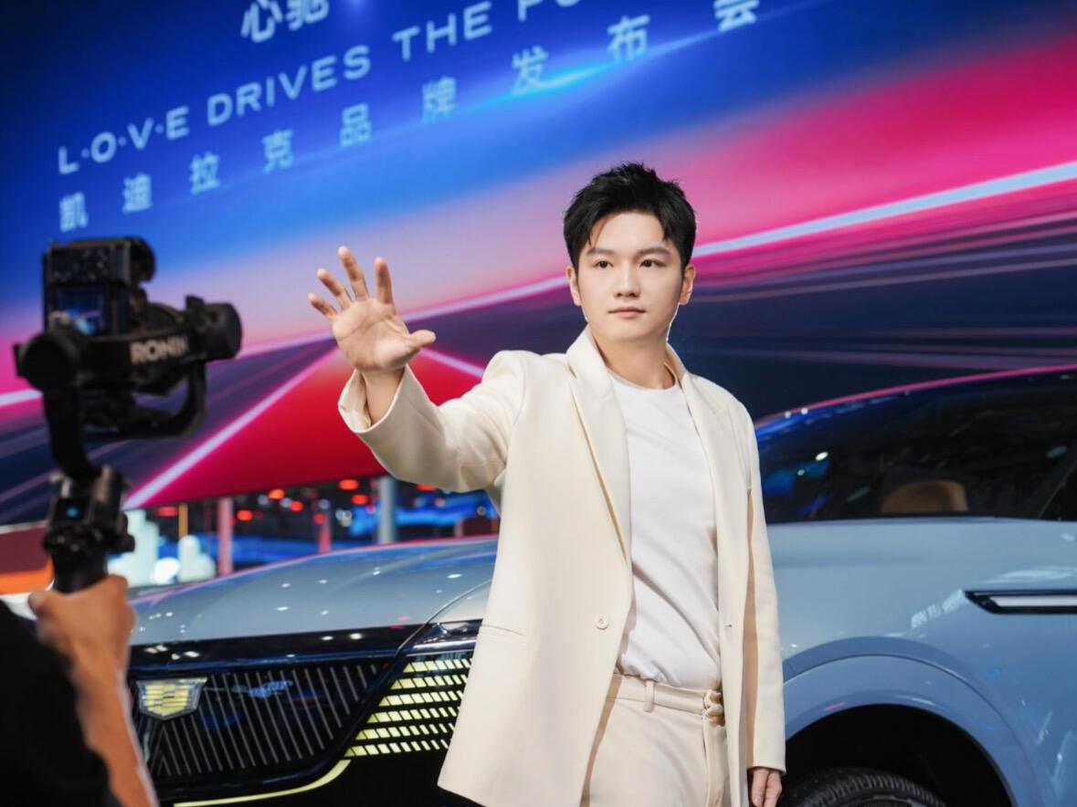 樊振东代言的车，凯子太有体面了，什么样的人，什么样的车，奔赴了！平时看起来软软