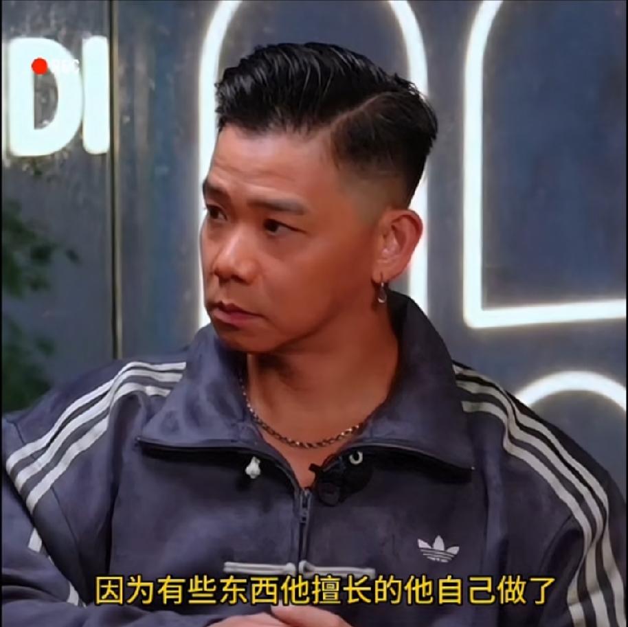 林子善讲周星驰拍戏，经常会用第一条的原因因为他能观人于微，他知道你能做到，所