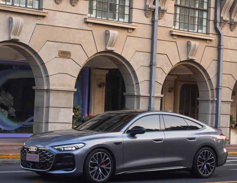 7月3日奥迪A5L又预售？没搞错，不过这次是上汽奥迪的，也就是Sportback