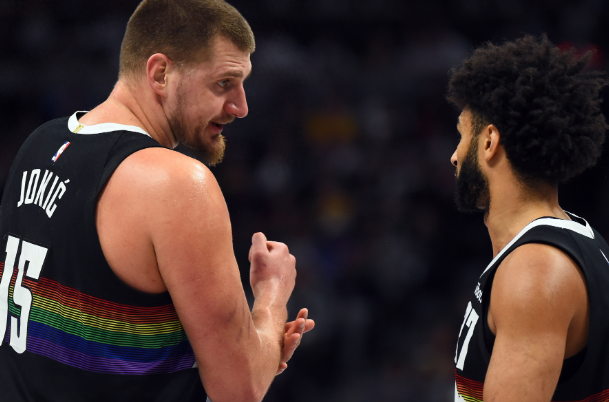 掘金可以策略性轮休了戈登、布劳恩都需要充分的休息时间，约老师也可以轮休歇一歇