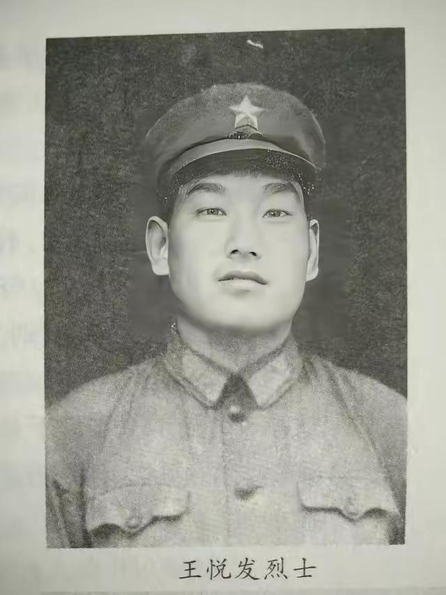 “他牺牲29年了，一个来扫墓的家人都没有！”就这一句话，直接把那个来看战友的老兵