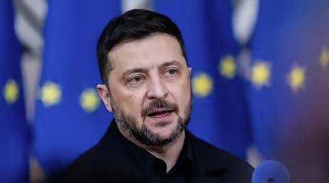 真的要对泽连斯基刮目相看，不是他带领乌克兰人战斗了近4年丢掉了11.45万平方公