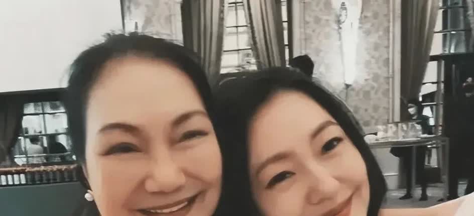 还真让葛斯齐给说着了，葛说，s家的特点就是：你丢出她家一个料，她们无法回应，怎么
