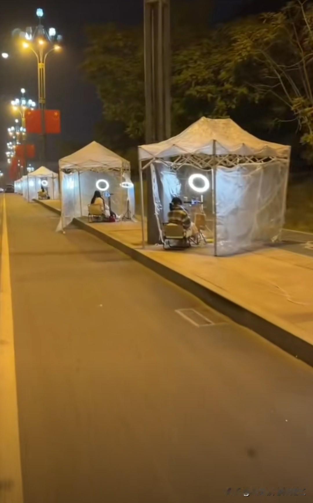 这些上夜班的真敬业！