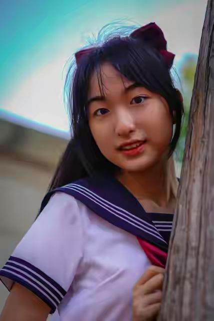 现在的孩子太早熟了，我女儿今年13岁，她干的事我35岁都干不出来。本以为这个年纪