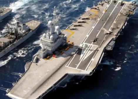 果然被我说中了！ 法国突然宣布： 1月28日，法军参谋部宣布，“戴高乐”