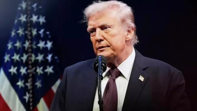 终于看清了！美国死盯着中国不肯松口，背后的根子被美国专家一句话点破了，问题不在一