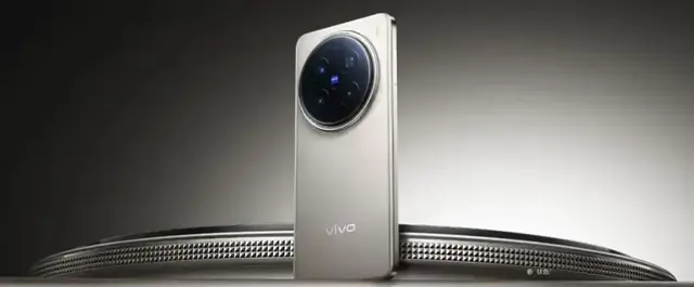 vivo X200Ultra采用了专业相机的设计思路