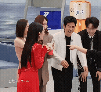 唐艺昕陶昕然宝娟我的嗓子唐艺昕陶昕然宝娟我的嗓子！一沫真挚的情话一沫真挚的情