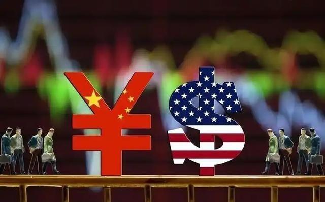 美国认为只要我不降息，中国就要爆雷了。那么，中美之间的金融博弈。究竟谁能站到最后
