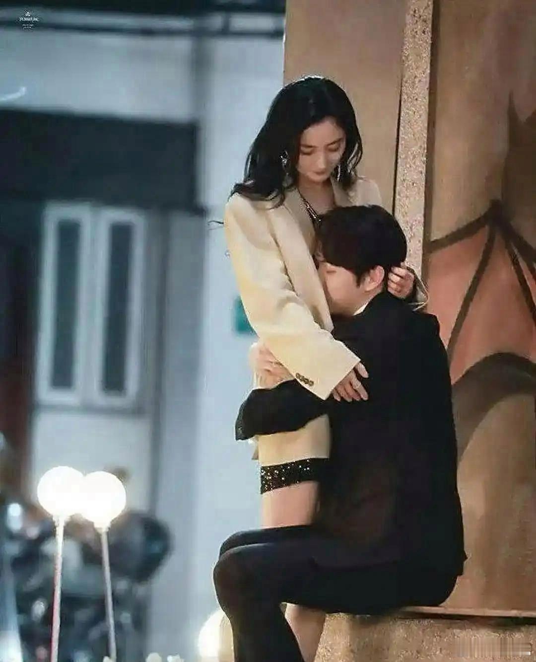 这时候谁能不同情杨幂呢？