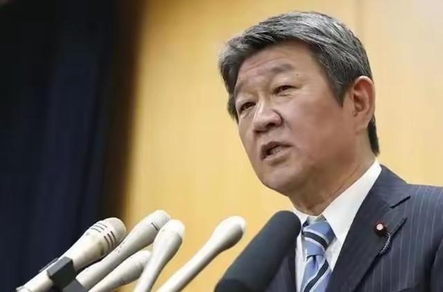 日本政客这回总算说了句“明白话“！外务大臣茂木敏充亲口承认，日本已放弃对台湾地区