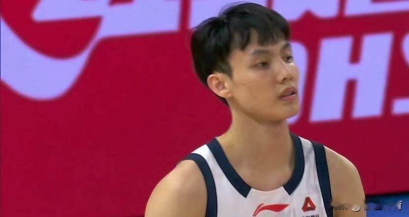 谁赞成，谁反对？王洪泽、陈家政是广东队继徐杰之后，出现的能力最佳，潜力最好的年轻