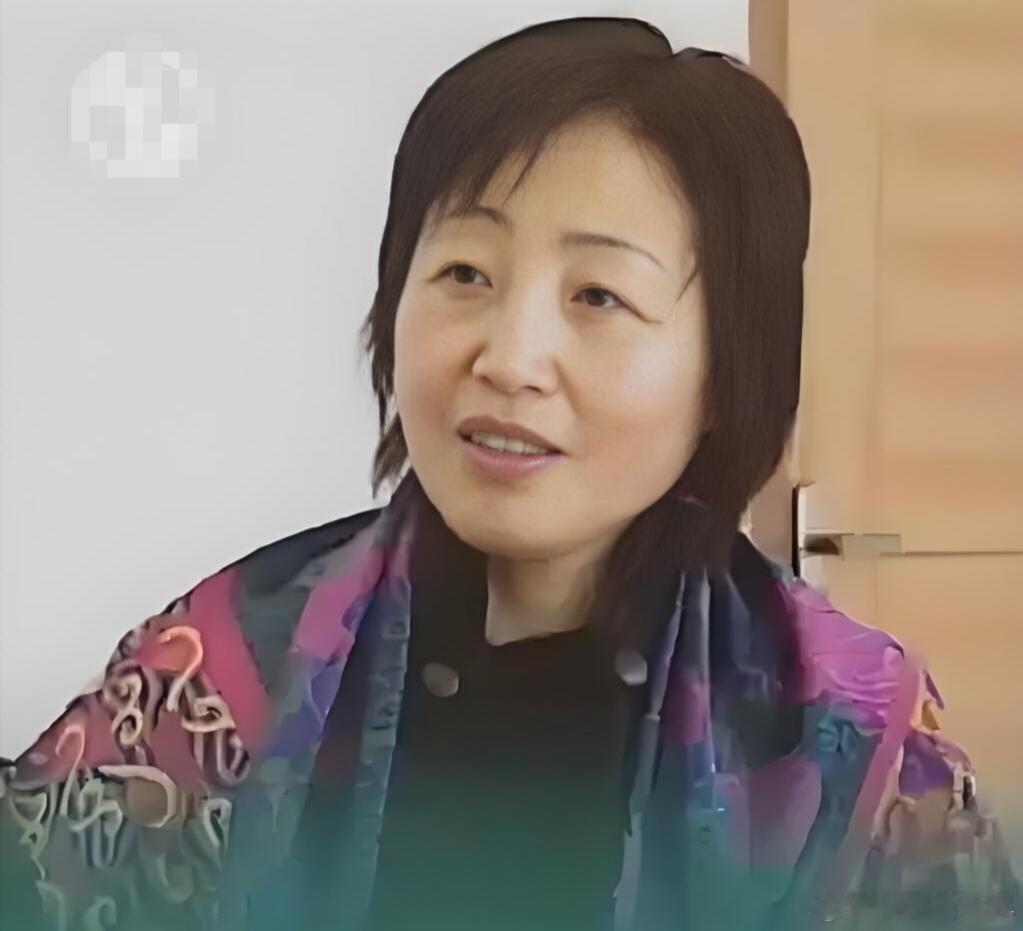 冯仑回忆与宗庆后恩怨真正厉害的是宗馥莉的母亲施幼珍这个名字，从前总像宗家故事里的