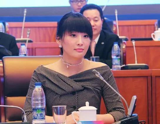 前些日子，由中日医院肖医生、董医生引起的协和4加4舆情影响很大，当时我以为也算是
