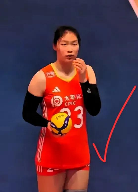 女排1:3不敌法国队，来看看张籽萱都把球传给谁了？吴梦洁34扣11中，失误