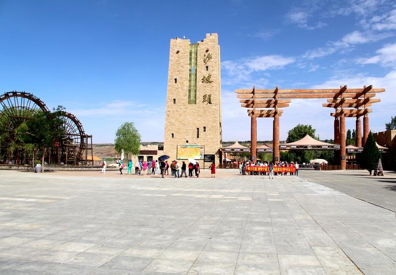 宁夏，这片被誉为“塞上江南”的土地，以独特的自然风光和深厚的历史文化底蕴吸引着无