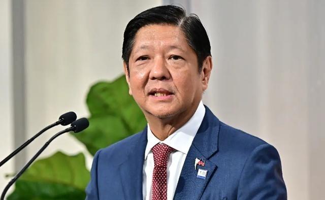 马尼拉乱成了一锅粥，北京却下了一步“神棋”！2026年1月22日，菲律宾总统