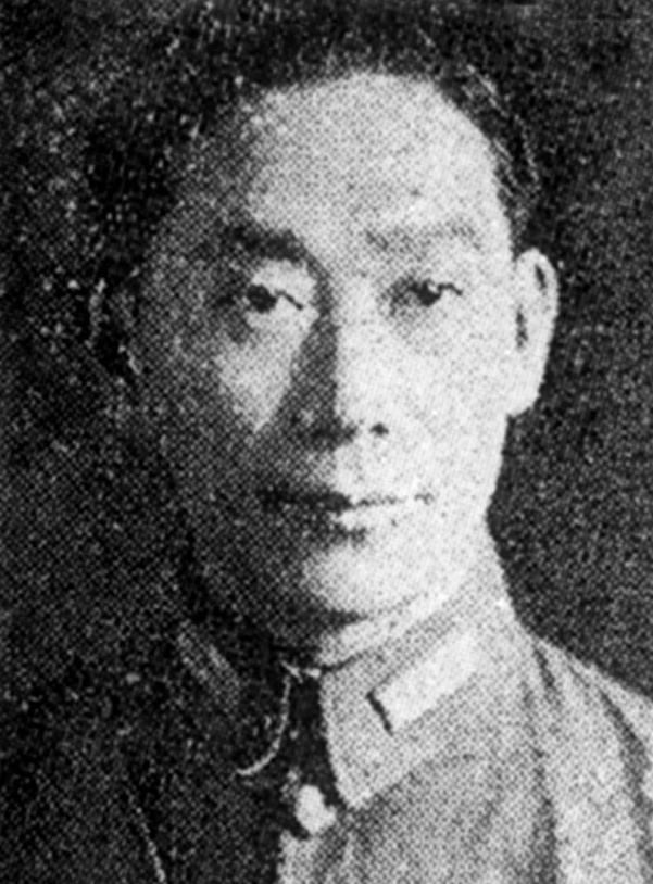 1943年10月，74军军长王耀武，把副参谋长柴意新叫到办公室，压低声音说：“余