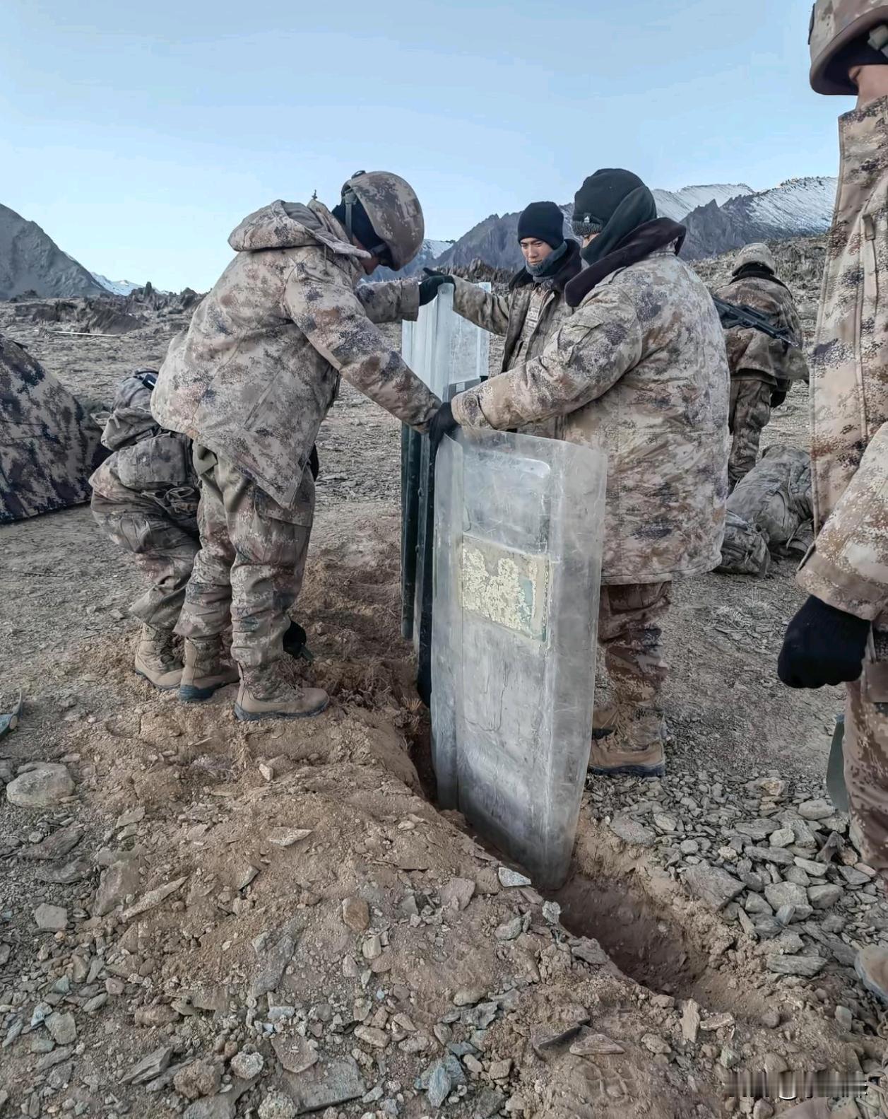 “天为被地为床”这就是边防军人的日常