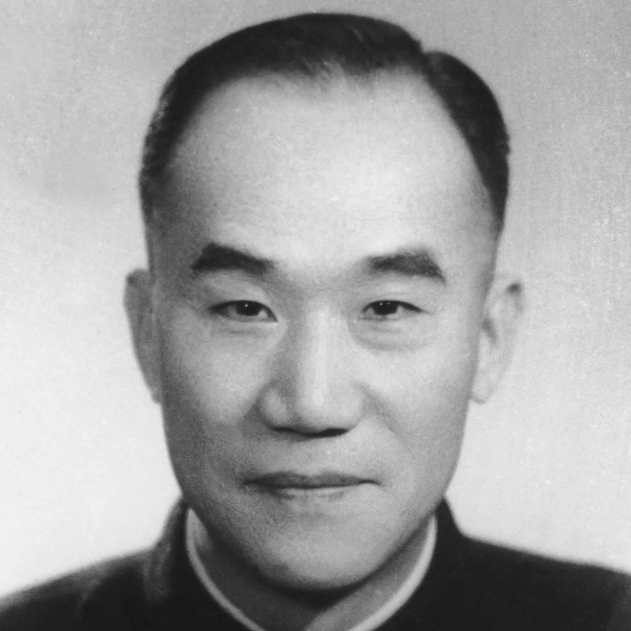 相声界，侯宝林可以排第一吗说实际的在相声界，如果侯宝林说自己是第二，那么就没有人