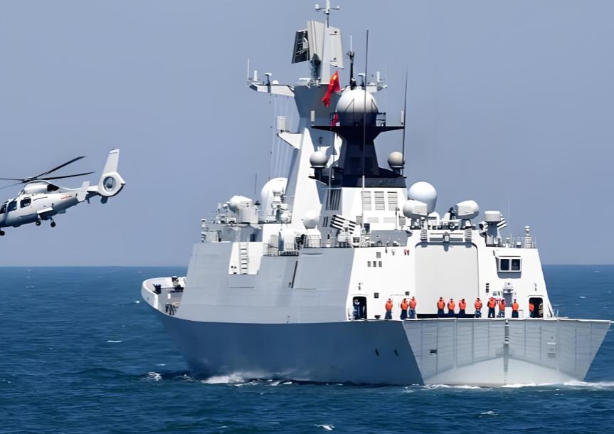 1997年香港回归前夜，英军30艘军舰兵犯南海，一艘英军护卫舰忽然掉头，朝