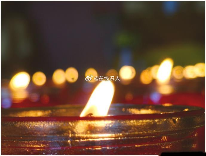 无论是求财、求䘵、求嗣、求平安、求姻缘，佛前供养一盏智慧明灯皆可求得，随之一切