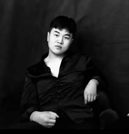 家属称平顶山被打女孩视力听力受影响记住这货和他媳妇的样子，一家子都不是好东西，1