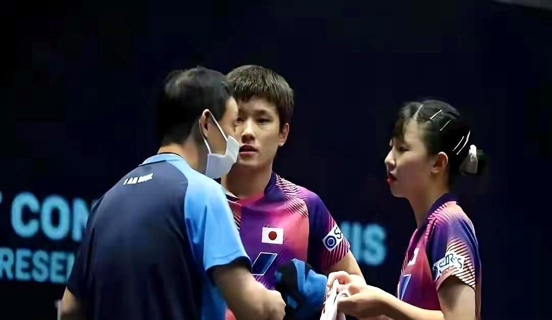 林昀儒赢了半决赛，没笑。输了决赛，也没哭。邱党一把拿下，像老狗叼住骨头，不声