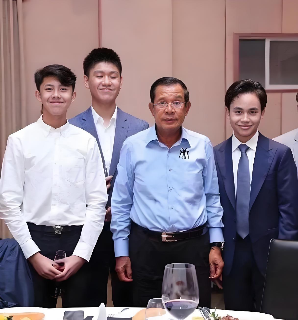 洪森把自己亲生的三个儿子都送往了美国，足以说明，他是往西看的。泰国就已经失