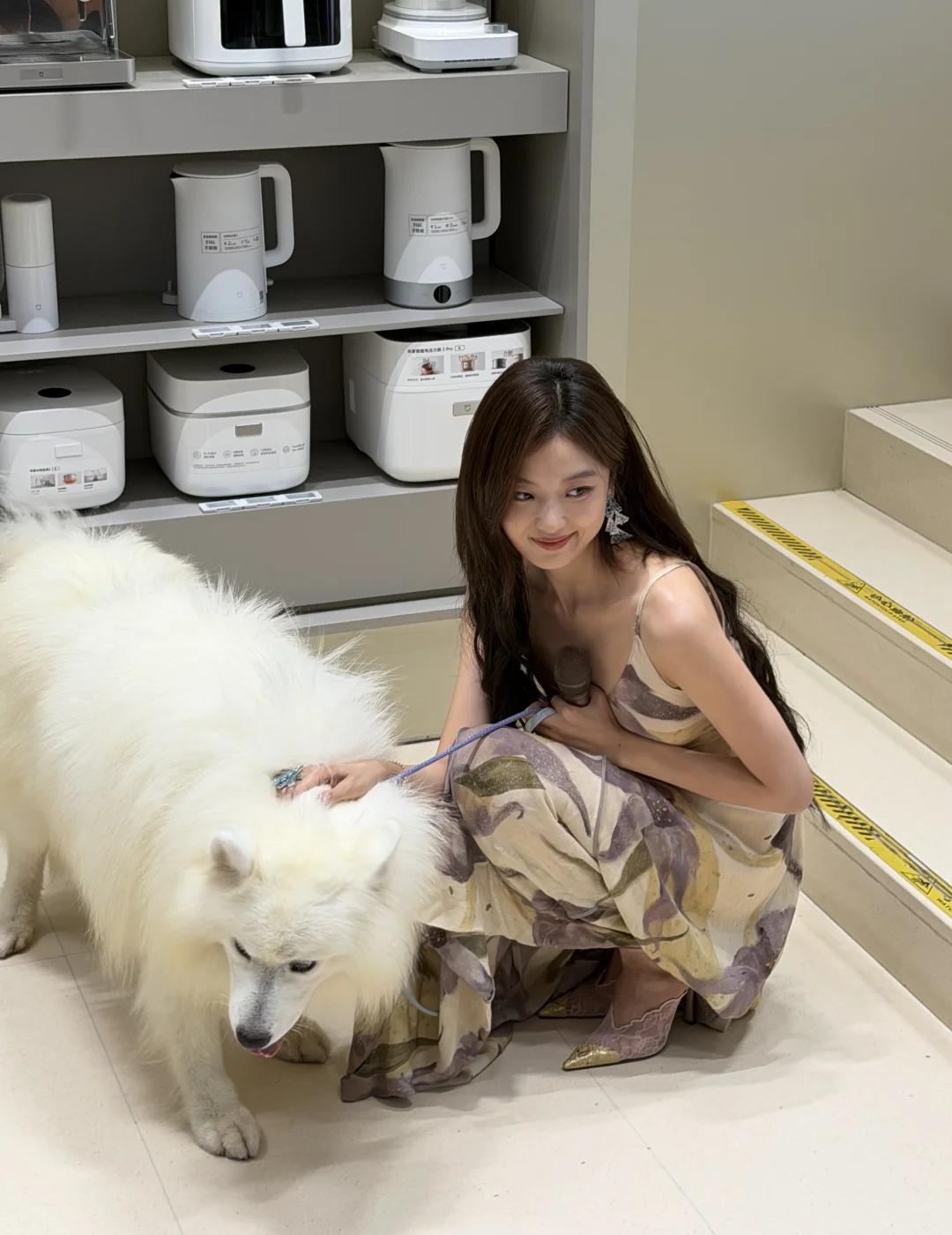 啊啊啊啊原图直出！孙千美哭了！！！孙千早春晴朗RED明星热力风向标本人比