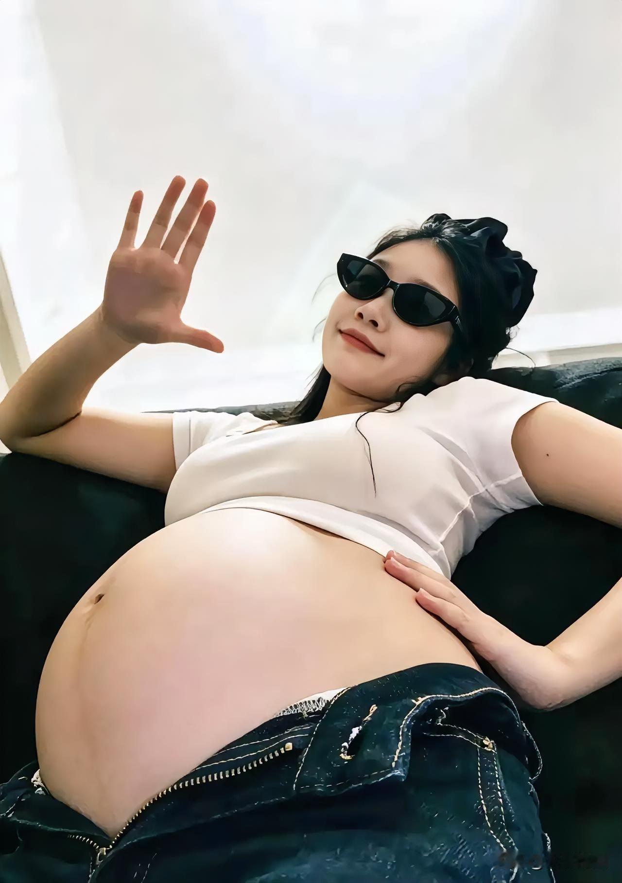 孕期时尚装扮，轻松又舒适，尽情享受美好时光😊气质孕期穿搭温柔孕期穿搭温柔风