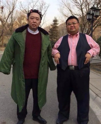 发现了没？孙越现在这么火却在德云社没有字辈，是郭德纲看不上他吗？其实孙越是有字