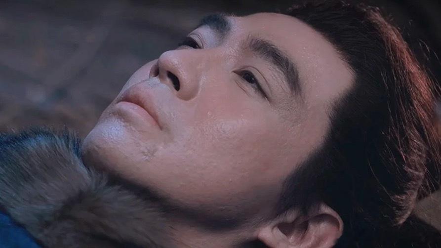 好漂亮啊俞灏明眼睛也好美！现在医美这么发达，嘴边那个疤痕就没有办法去除吗？真的心