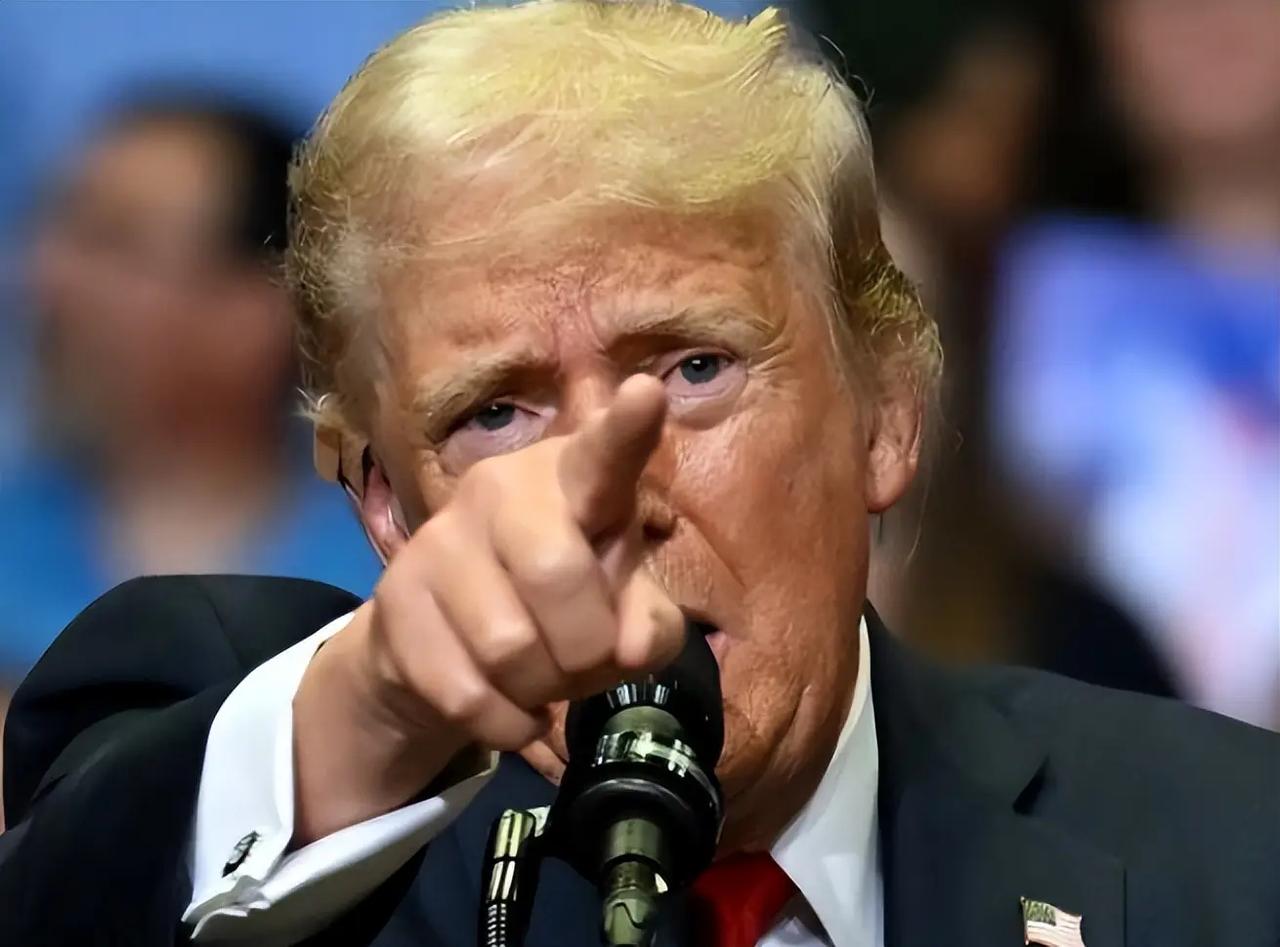 特朗普万万想不到，自己绞尽脑汁从中国台湾地区“抢”来台积电，到最后竟然白忙一场，