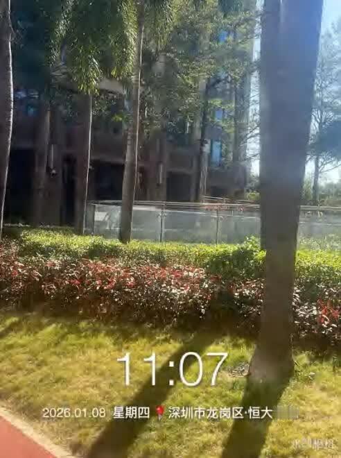 破大防！一场重病，拖垮深圳普通小家[哭哭][哭哭]生活向来平平淡淡，不料家人突