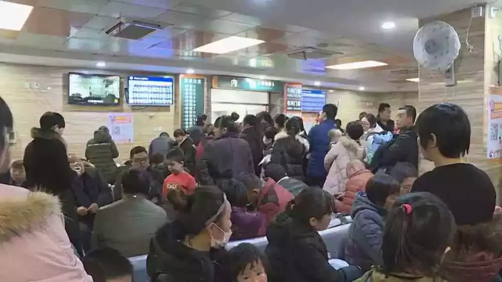 提醒! 医院人满为患! 感冒、发烧、咳嗽反反复复, 这波流感怎么了?