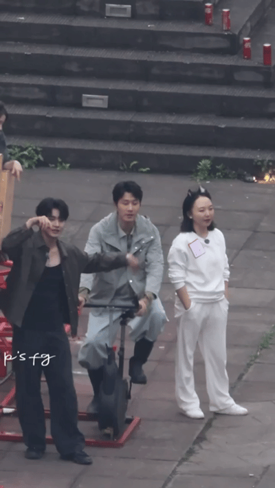 彭冠英李嘉琦结婚了谁懂本来是抱着看乐子的心态点进去的，结果被徐志胜沈月和大家伙