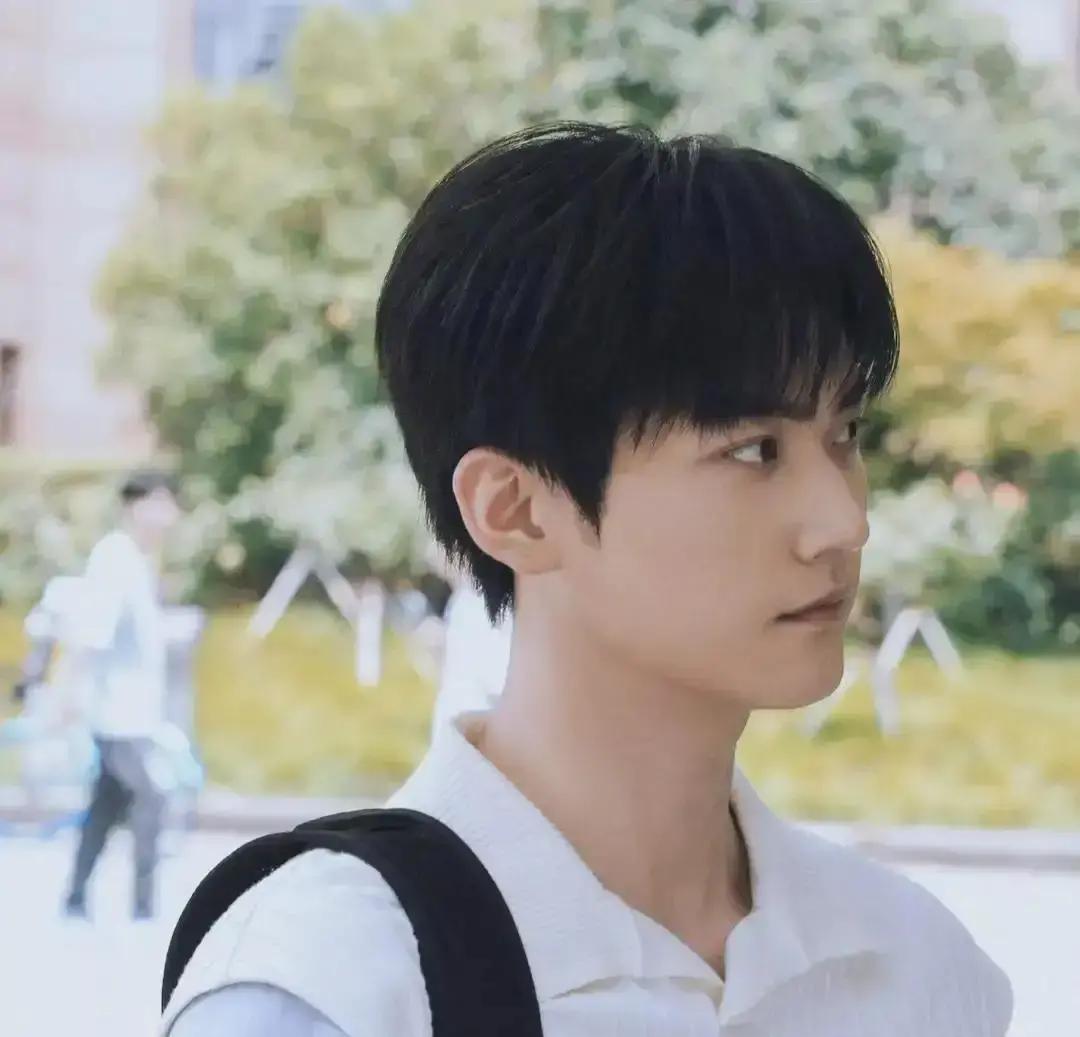 姐弟恋结婚率飙到40%民政局最新数据：姐弟恋登记量十年翻三倍，女方平均大男