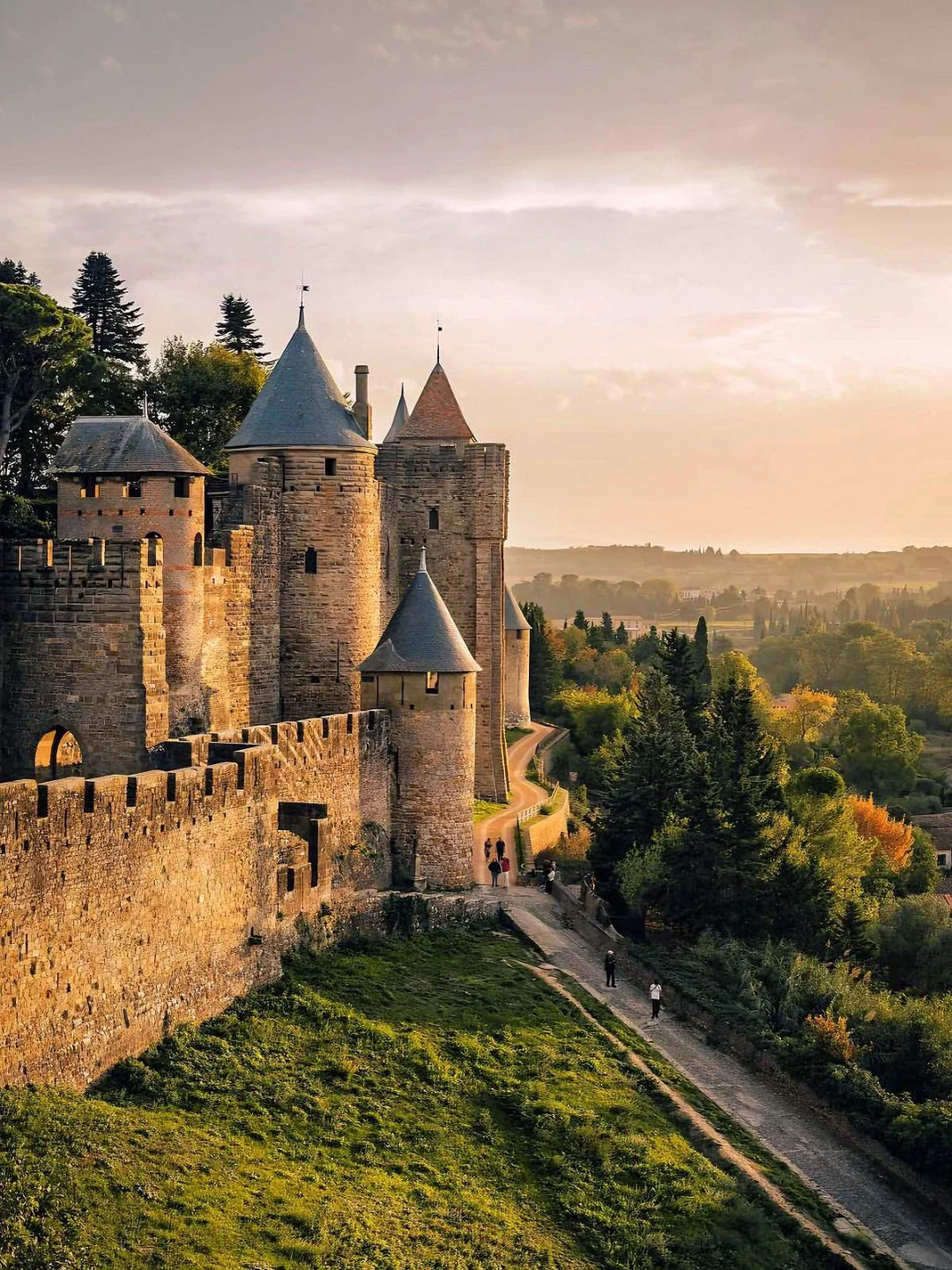 法国旅行🏰常被忽略的中世纪小城 有被惊艳！