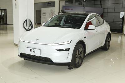 提车才一周，我已经充了两次电。我开的这辆ModelY，号称是“长续航”版。提