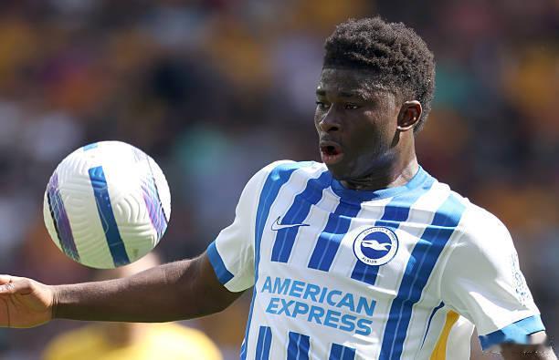 一个队踢得好不好，全靠后腰调度。联赛踢了11轮，大部分球队都有各自依赖的后腰大腿