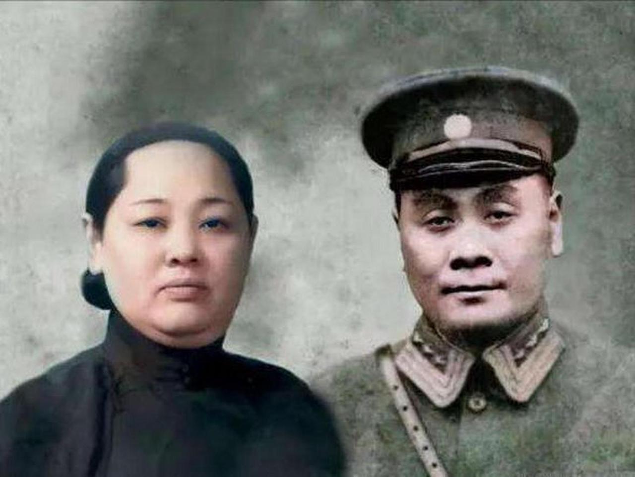 1947年，曾经率部投降日军的川军师长张昌德抵达重庆后，专门去拜访在重庆的刘湘夫