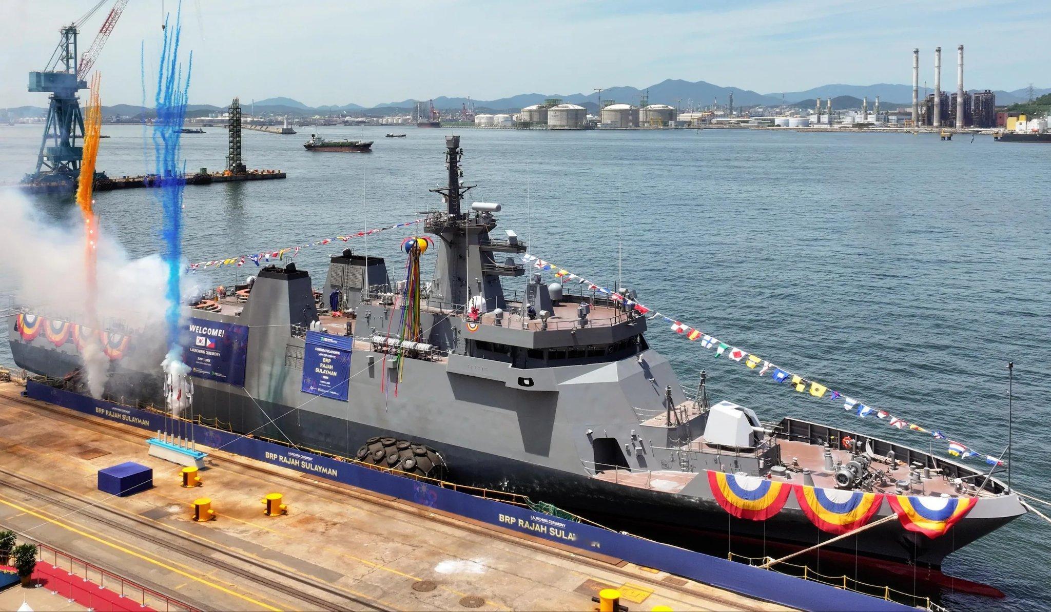 菲律宾海军PS-20“RajahSulayman”号近海巡逻舰昨天在韩国蔚山现