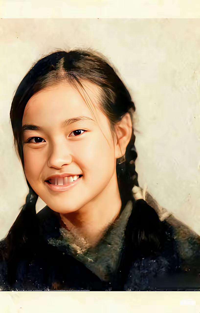 从小就是个美人，天生丽质，聪明伶俐，可就是没有自已的后代，太遗憾了你能认出这是