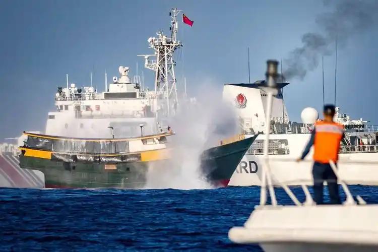 中国的“第一仗”，可能要在黄岩岛打响了！很多人还以为，我们对菲律宾，还会继续“忍
