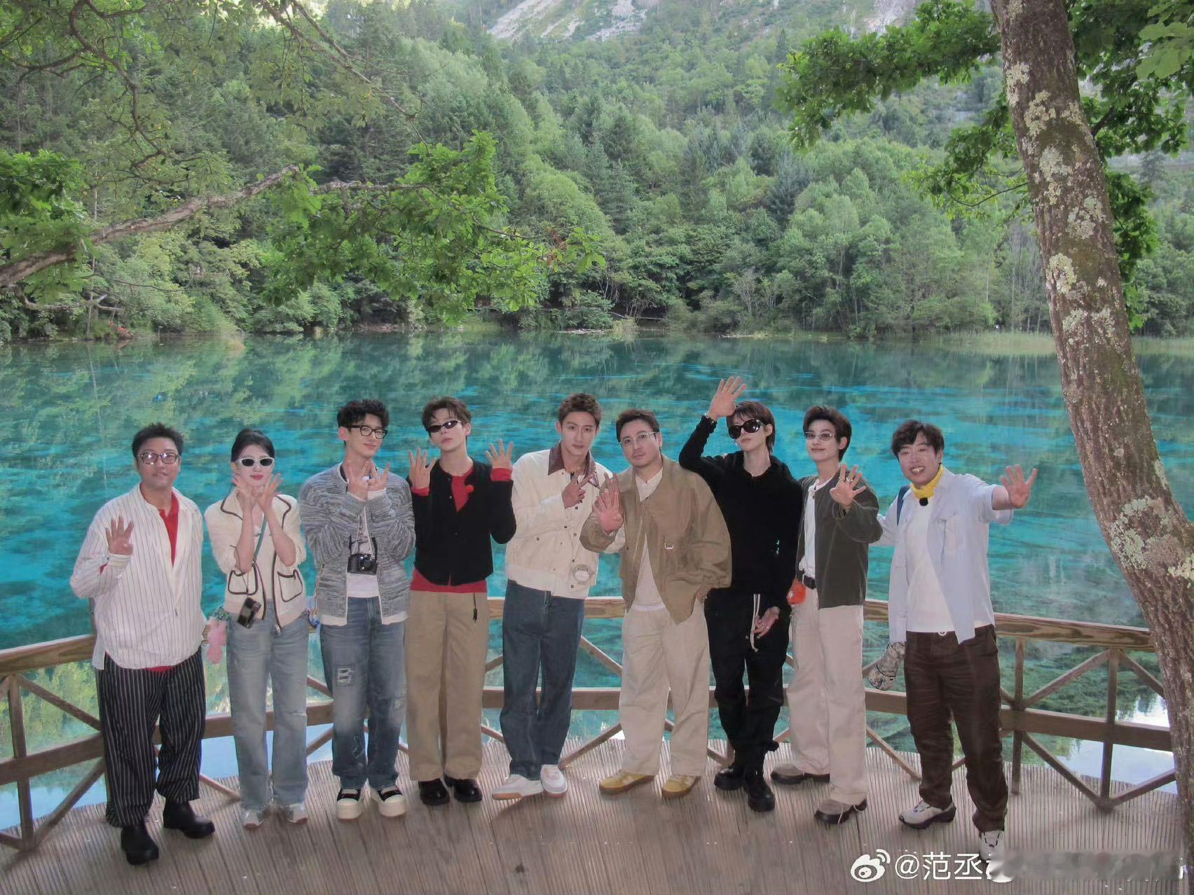 王楚然路人生图现在就出发内娱真的不能没有王楚然的路人生图！没有精致的打光也没有