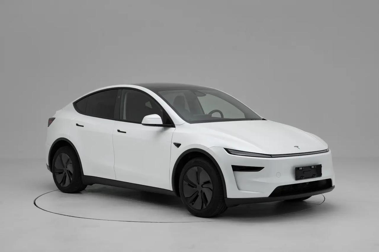 特斯拉ModelY新车型更多信息曝光！搭载更大功率电机，续航最高821公里