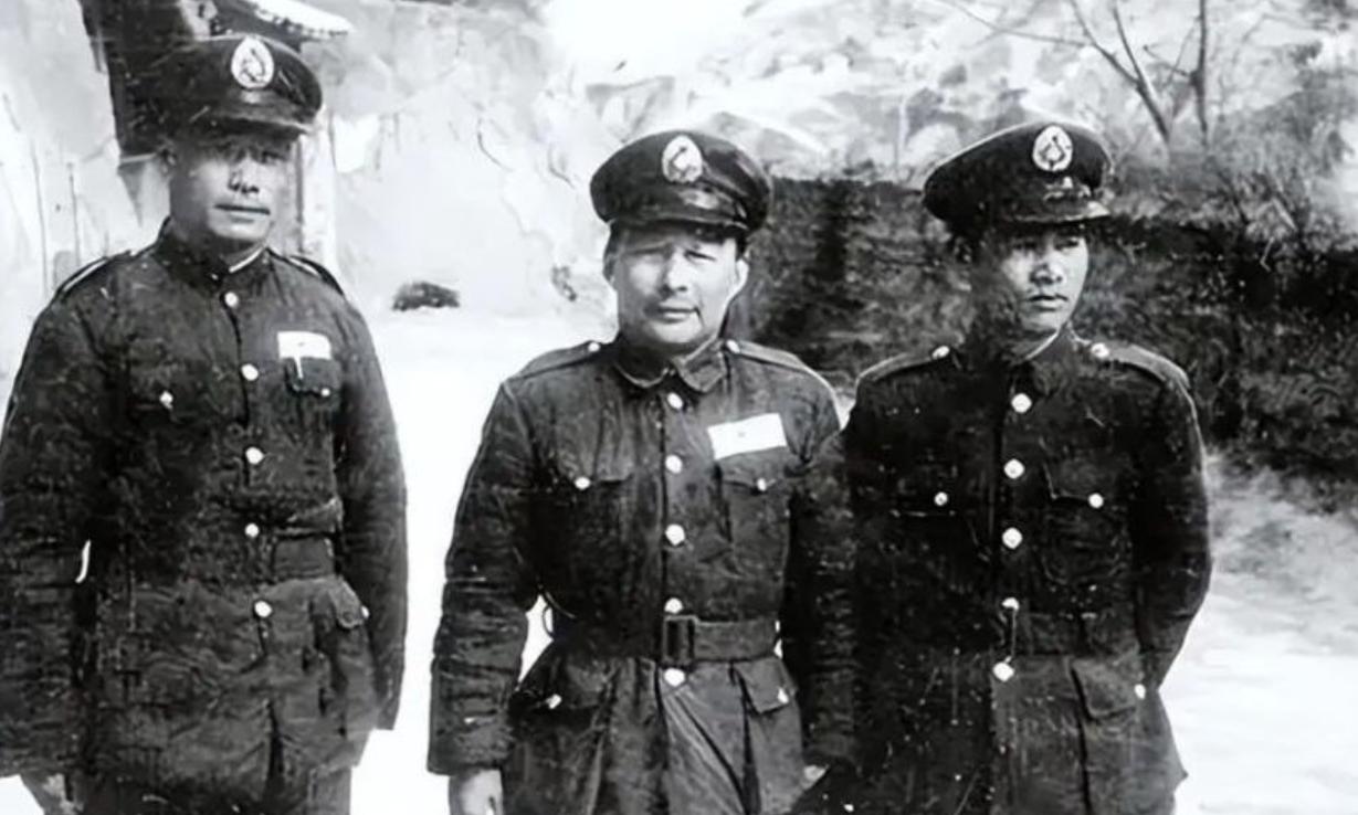 1947年秋冬，保密局行动处处长叶翔之在西安搜捕西北中共地下党组织，从线索中发