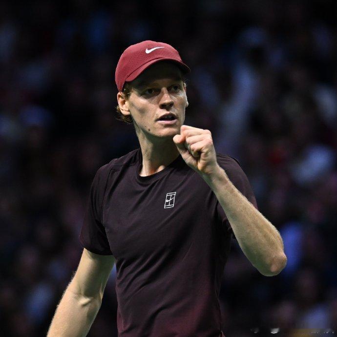 兹维列夫光速被辛纳送蛋🔥ATP巴黎大师赛男单半决赛，2号种子辛纳火力全开，以